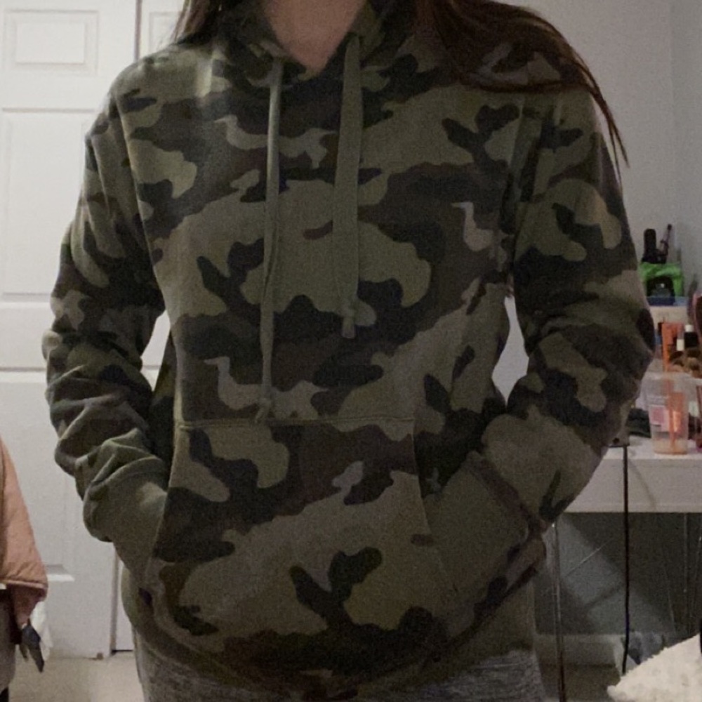 AEO Camo Hoodie